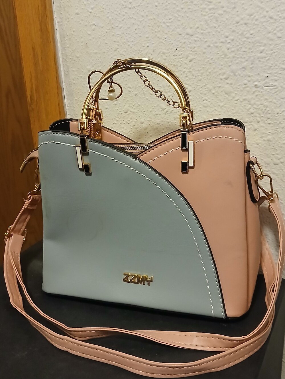 ​ZZMY Two-Tone Pastel Top Handle Satchel Crossbody Bag - Pink & Light Blue Gold